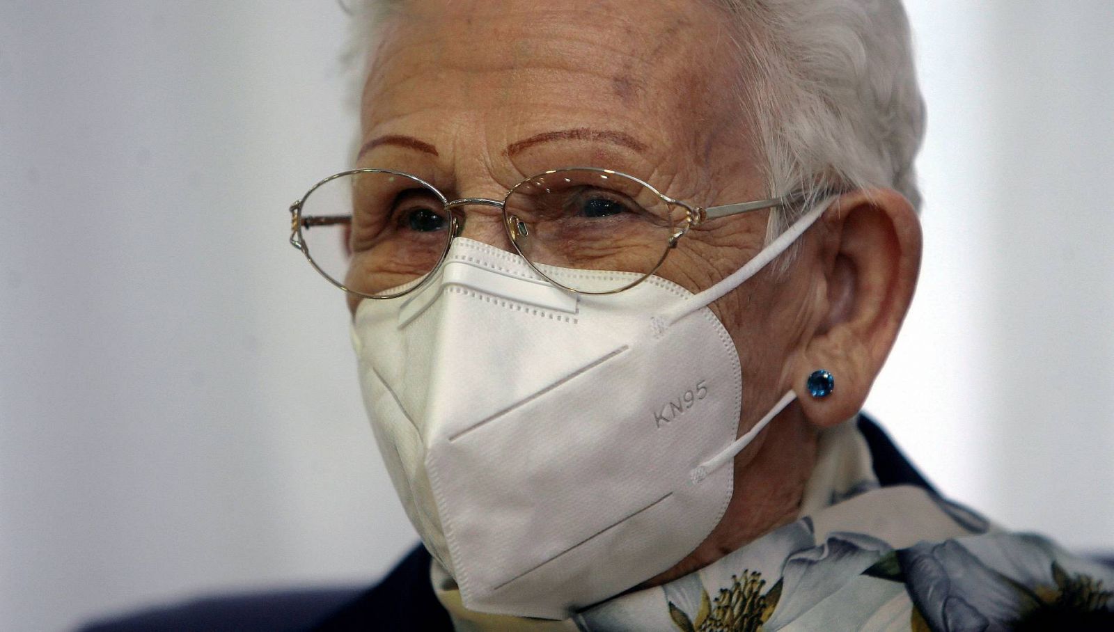 Coronavirus | Araceli, de 96 años, primera mujer en recibir la vacuna en España