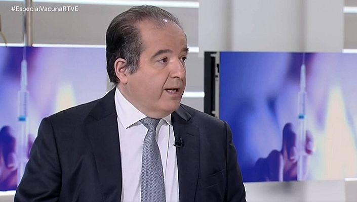 Especiales informativos - Sergio Rodríguez, director de Pfizer España: "Esta tecnología es más segura y fácilmente adaptable a las mutaciones del virus"