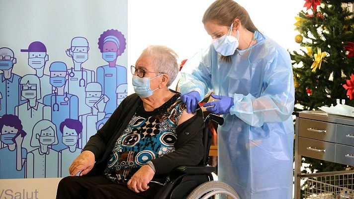 L'Informatiu - Comença la vacunació contra la covid-19 a Catalunya