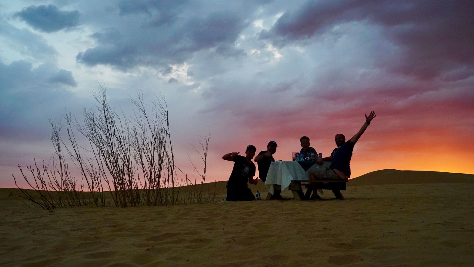 Diario de un nómada - Las huellas de Gengis Khan: despedidas de Oleg, Gengis y La Gorda - ver ahora