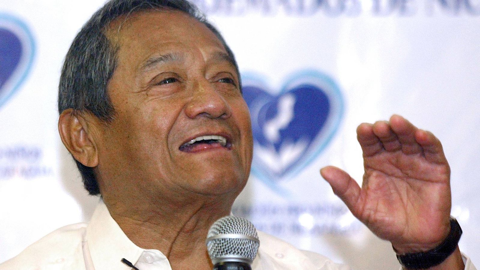 'Somos novios', el himno universal de Armando Manzanero