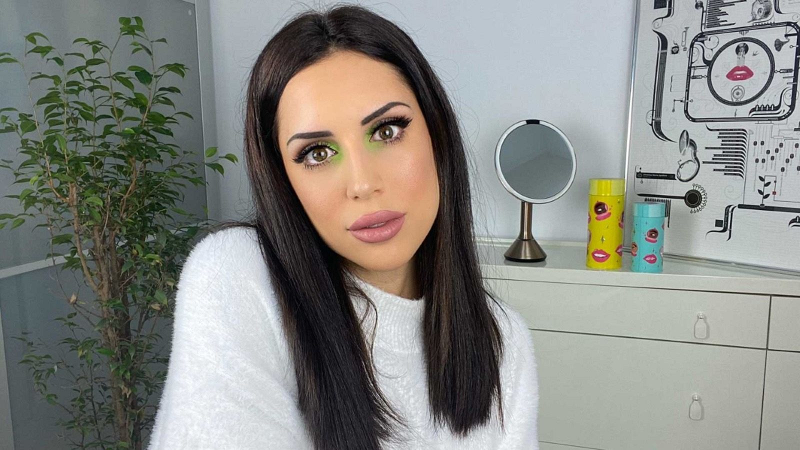 #Tendencias - #InspiracionBeauty con Anabel Mua: Tutorial para darle un toque de neón al lagrimal