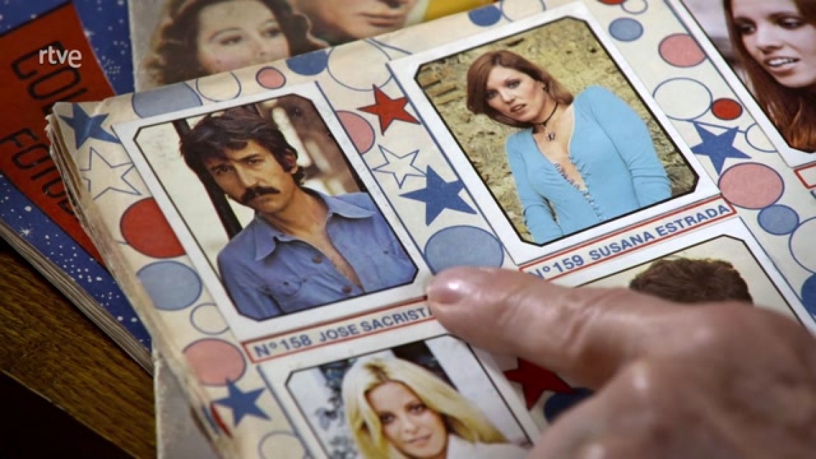 En Imprescindibles descubrimos la afición de José Sacristán por los cromos