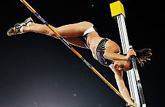 Isinbayeva, record con 5.06