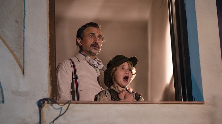 Especiales Nochevieja con José Mota - Especial José Mota Nochevieja 2020 - "La proyección en la pared"