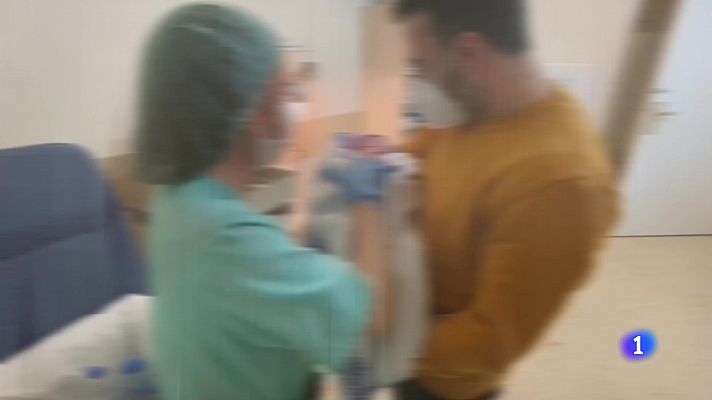 Telediario 1 - Los permisos de paternidad y maternidad se igualan a 16 semanas