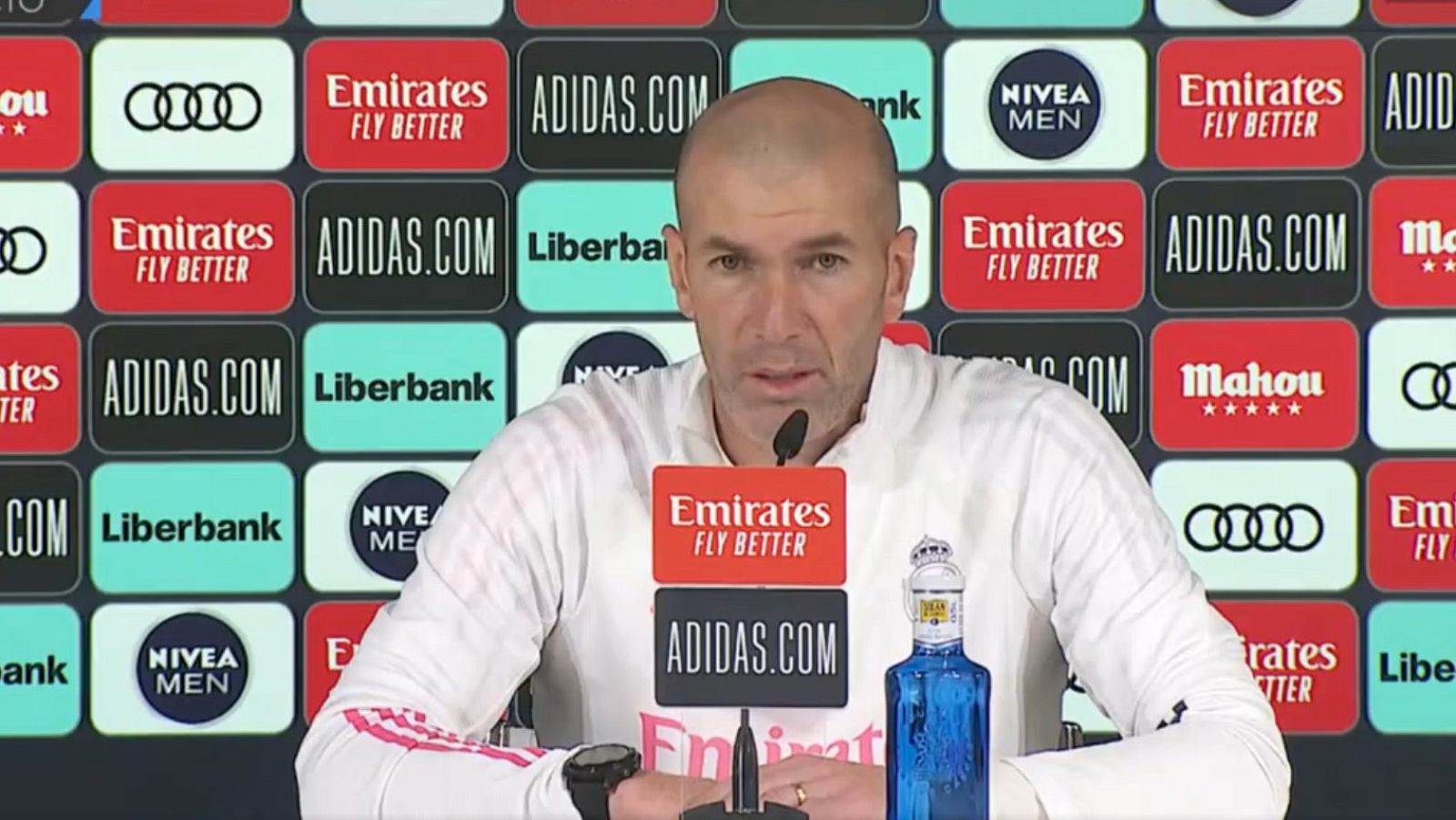Zidane: "Queremos que las renovaciones se arreglen | Ver