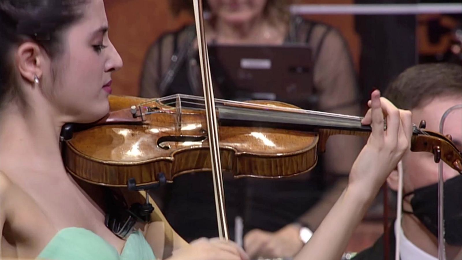 Los conciertos de La 2 - XXI Ciclo Jóvenes Músicos nº 1 Orquesta Sinfónica RTVE (parte 1) María Dueñas