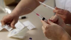 Illa destaca que ya se han administrado más de 82.800 vacunas a la población española