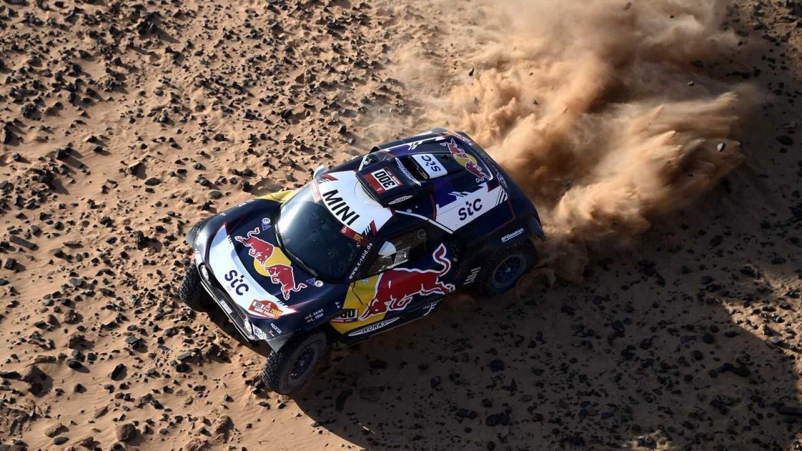 Dakar 2021 | Sainz: "Ha sido un jarro de agua fría, pero así es el Dakar"