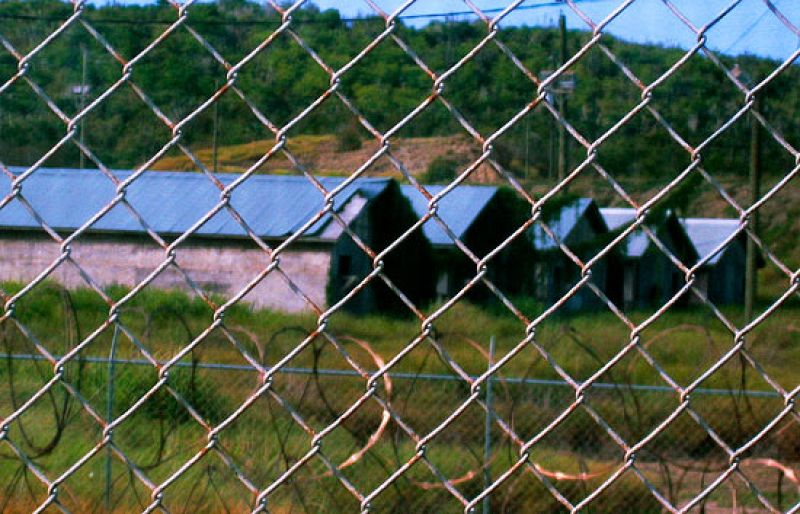 Portugal acoge a dos presos de Guantánamo