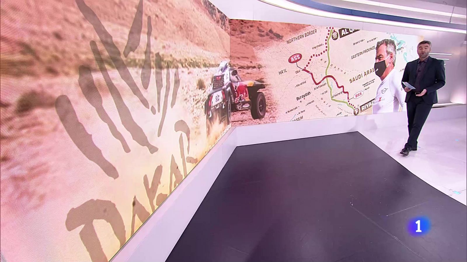 Dakar 2021 | Carlos Sainz da vueltas en el desierto