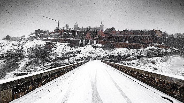 Informativo 24h - La UME, desplegada en las zonas más afectadas por 'Filomena'