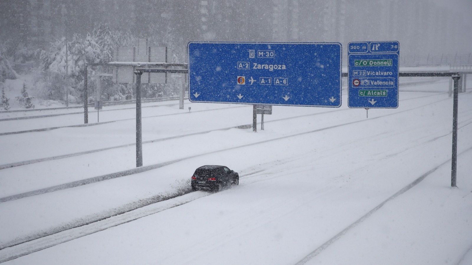 Atrapado por el temporal en Madrid: "El coche patinaba, había mucha nieve acumulada"
