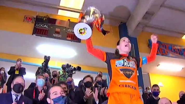  - El Pescados Rubén Burela logra el triplete tras alzarse con la Supercopa de fútbol sala femenino