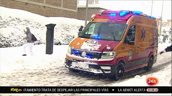 Sanitarios con turnos de más de 24 horas en Madrid por el temporal de nieve 