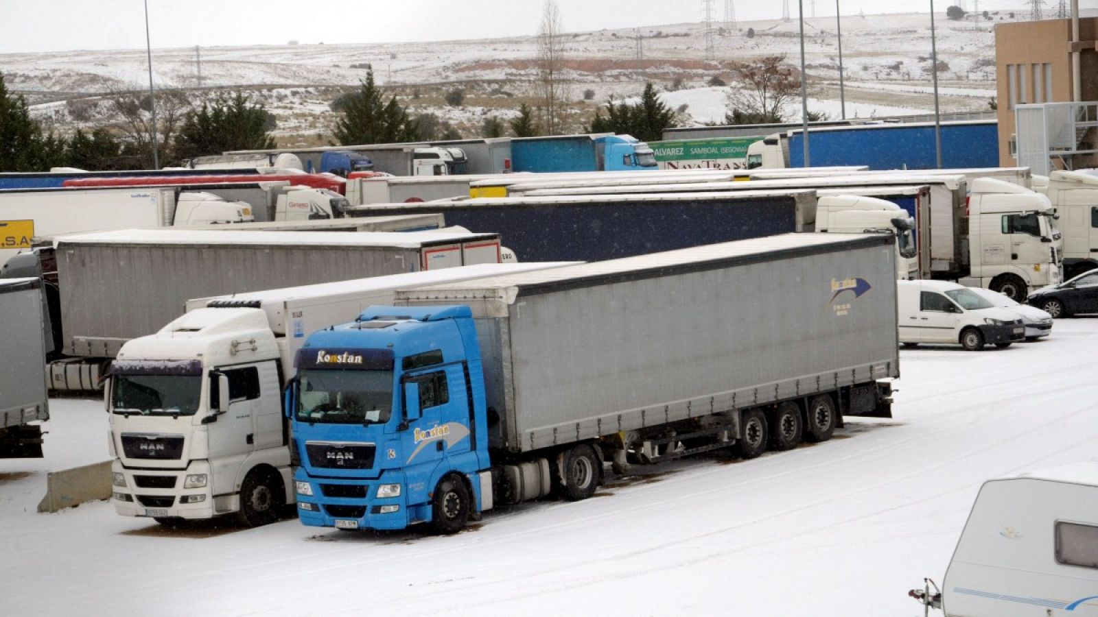 Comienzan a circular los camiones retenidos por el temporal