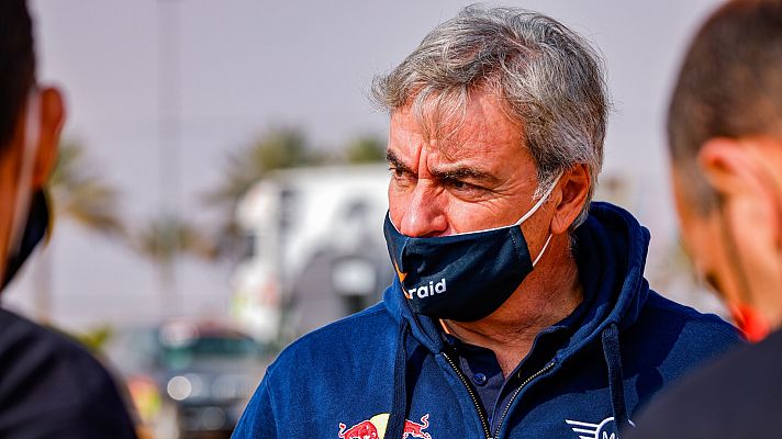 Dakar 2021 | Carlos Sainz: "Es importante no tener que abrir pista este lunes"