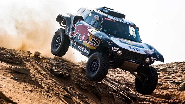 Telediario 1 - Dakar 2021 | Sainz: "Por lo menos estamos disfrutando más"