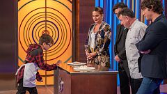 Antony solo presenta dos bolas de helado de su postre