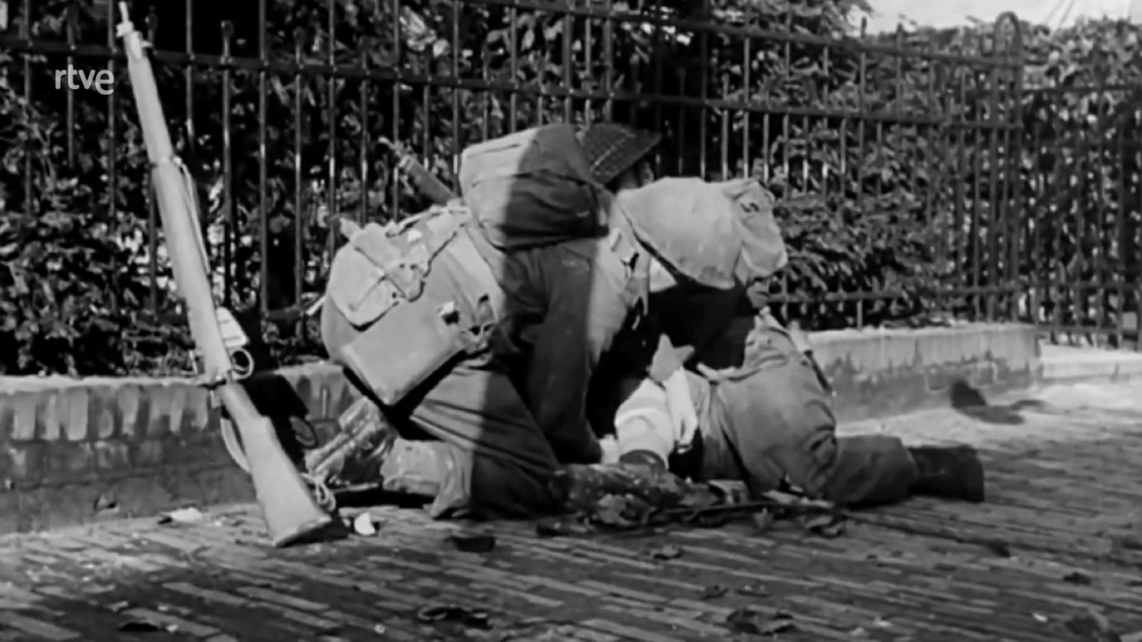 Otros documentales - 1944: Le Havre bajo las bombas aliadas - RTVE.es