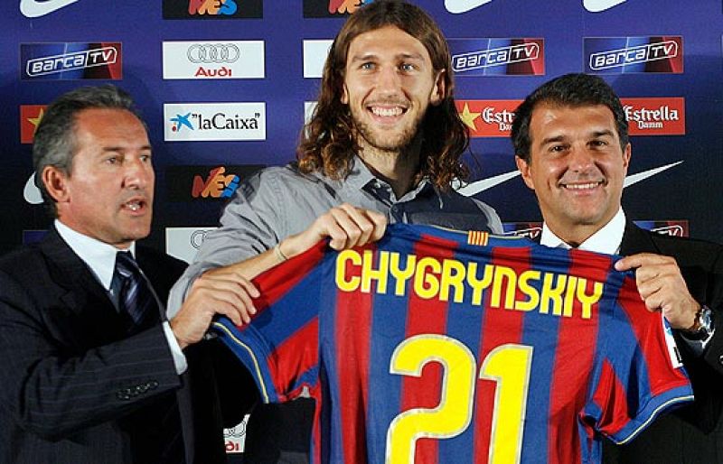 Dmytro Chygrynskiy ha sido presentado como nuevo jugador del F.C. Barcelona. El presidente, Joan Laporta, asegura que ha cumplido con todas las peticiones de Pep Guardiola. 