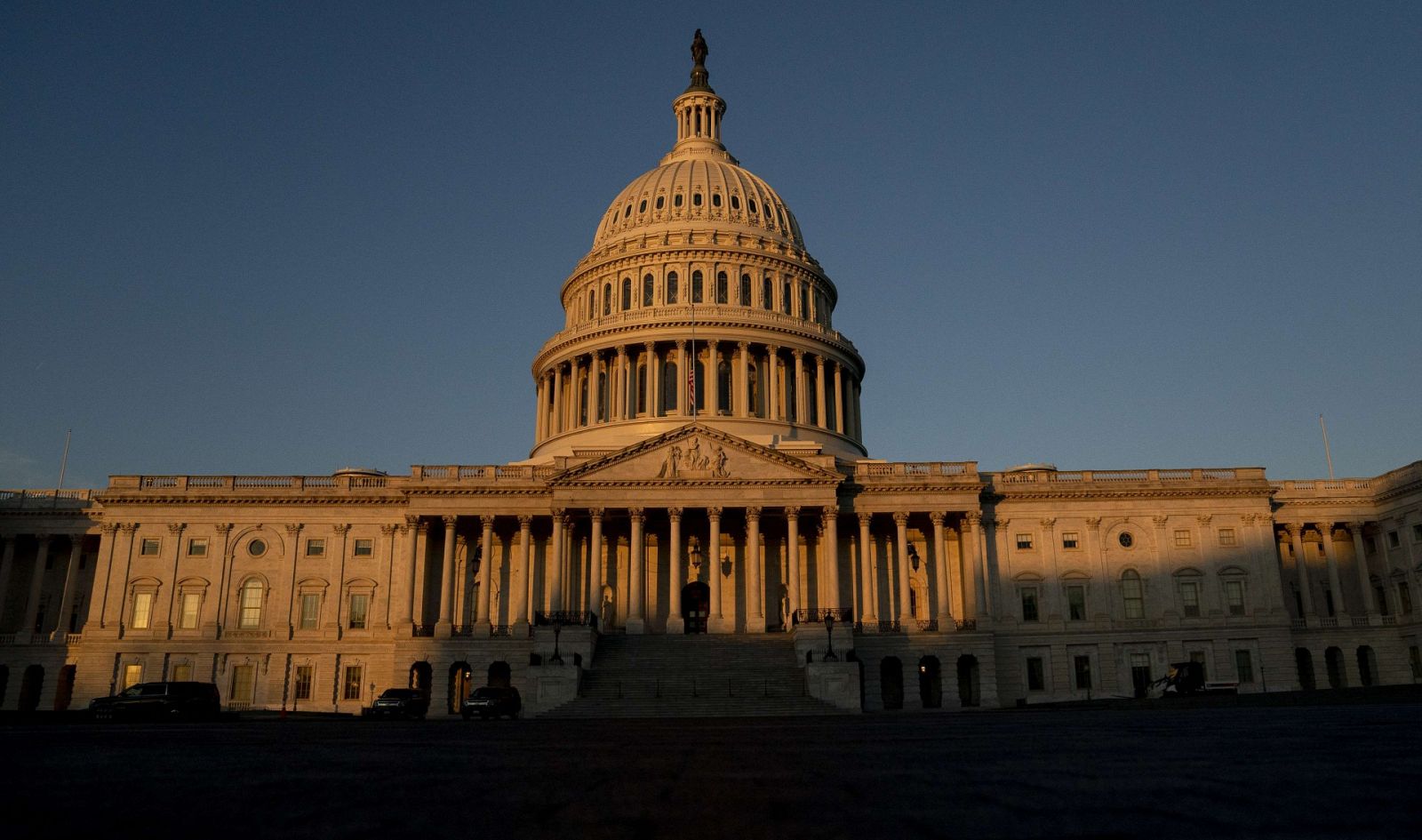 El Congreso de EE.UU. debate hoy si Trump debe ser acusado por "incitar a la insurrección"