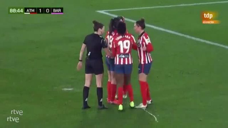 Supercopa femenina | El Barça empata en el último minuto de libre directo (1-1)