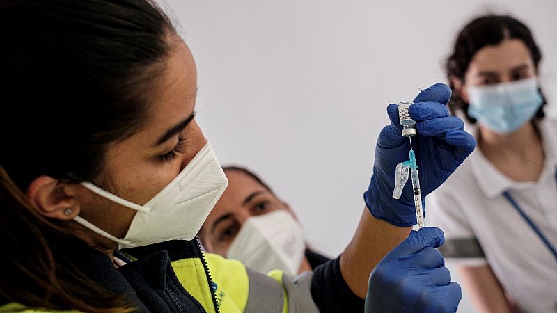 El presidente de la Junta de Extremadura pide perdón por el bajo ritmo de vacunación en sus residencias