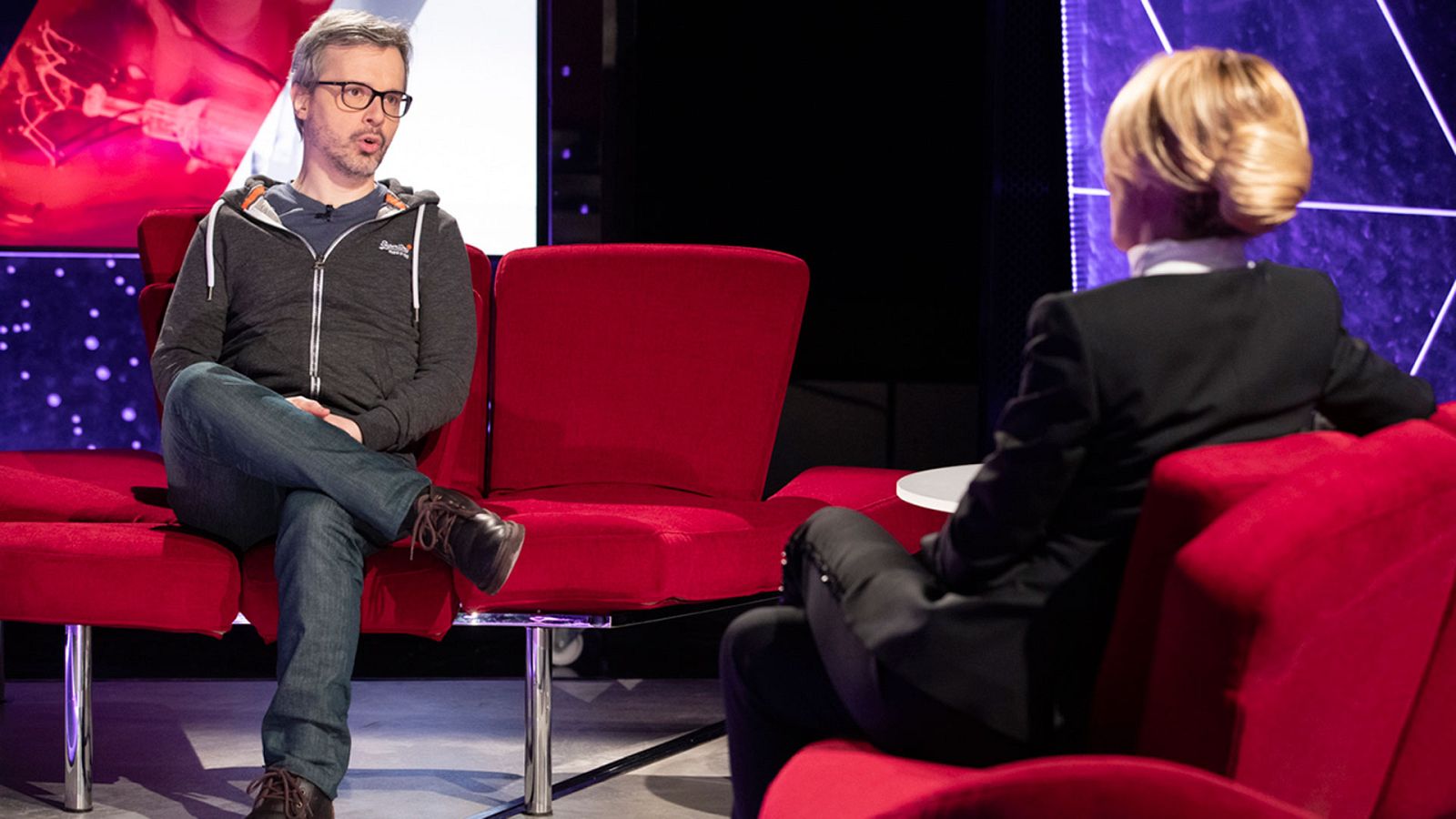 Atención Obras -  Juan Gómez-Jurado, Fundación Mapfre, Concha Velasco y Hinds - ver ahora