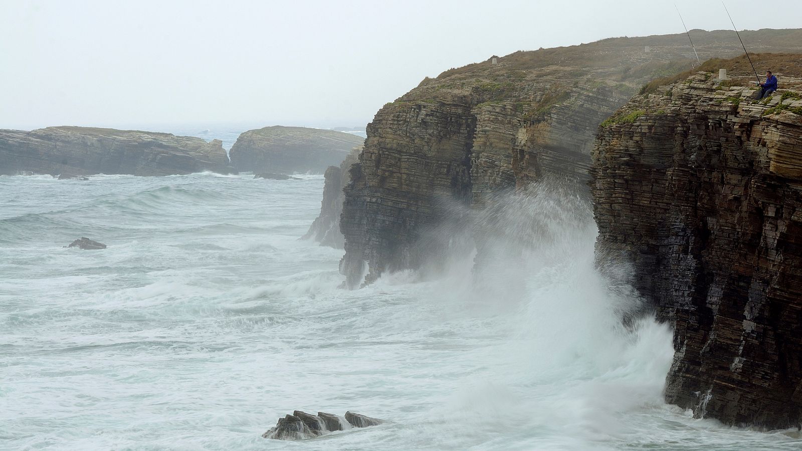 Intervalos de viento fuerte en el bajo Ebro - ver ahora