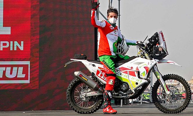 Telediario 1 - Dakar 2021 | Muere el piloto Pierre Cherpin tras su caída en la séptima etapa del Dakar