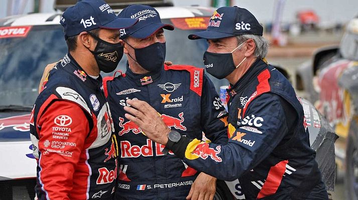 Telediario 1 - Dakar 2021 | Sainz se mantiene en el podio