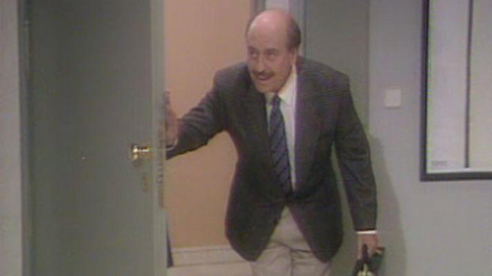 Séptimo cielo - Apartamento 117: en el 92 todos al cielo - Séptimo cielo | Ver