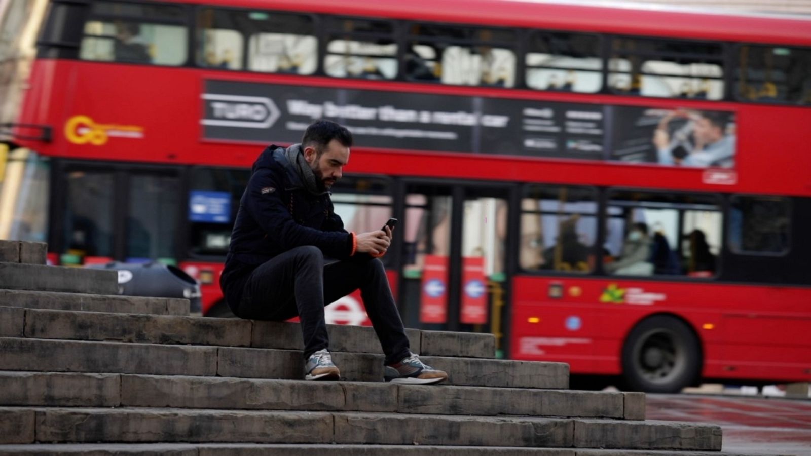 Cámara Abierta -  El documental Entre dos tierras, neurorhb.com  - ver ahora