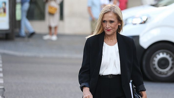 Cifuentes se enfrenta a tres años y tres meses de cárcel en el juicio por el caso Máster