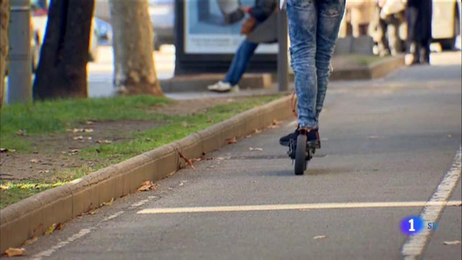 L'ajuntament de Barcelona va ser pioner al 2017 en regular la circulació dels patinets