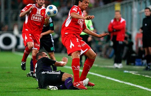 - Entrada brutal en el fútbol belga