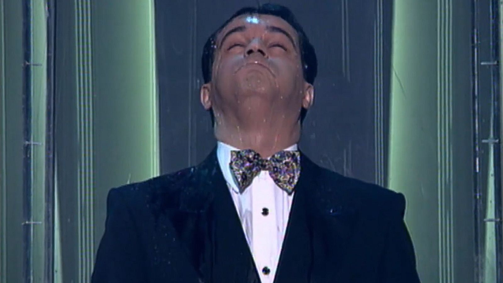 Así comienza el segundo programa 'Novéntame': "Pasión por Telepasión"