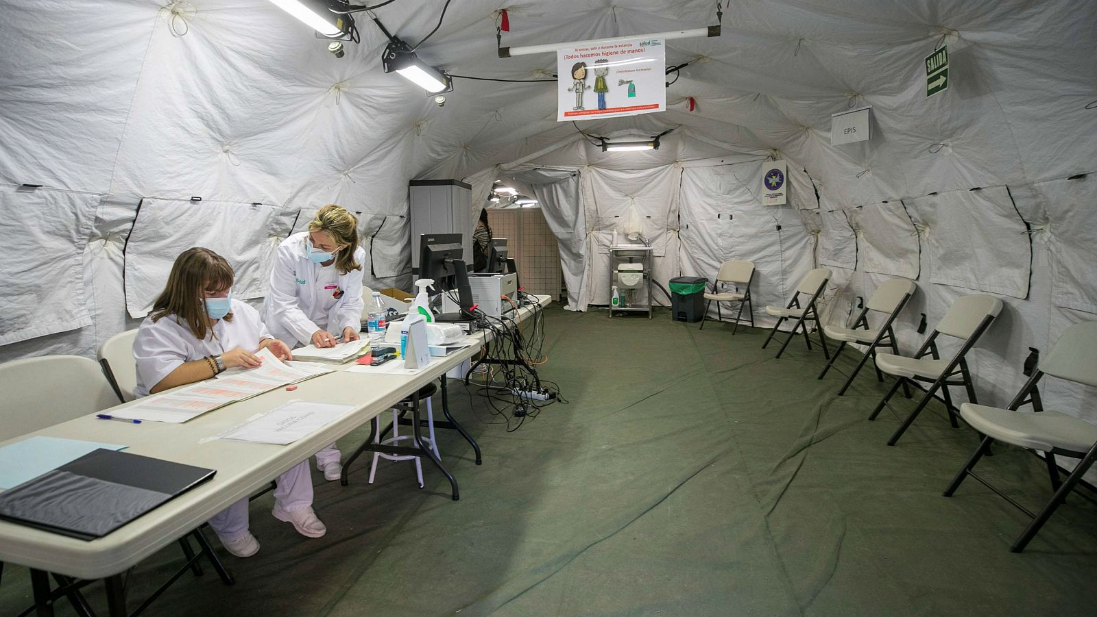 España notifica 84.000 casos, el peor dato de la pandemia