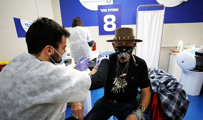 Telediario 1 - Israel, líder mundial en la vacunación per cápita contra el coronavirus