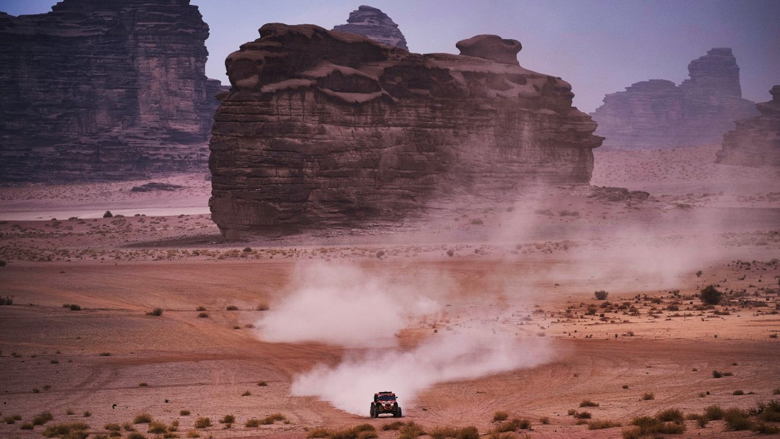 Dakar 2021 | El 'show' de Ricardo Ramilo y Xavi Blanco en el Dakar