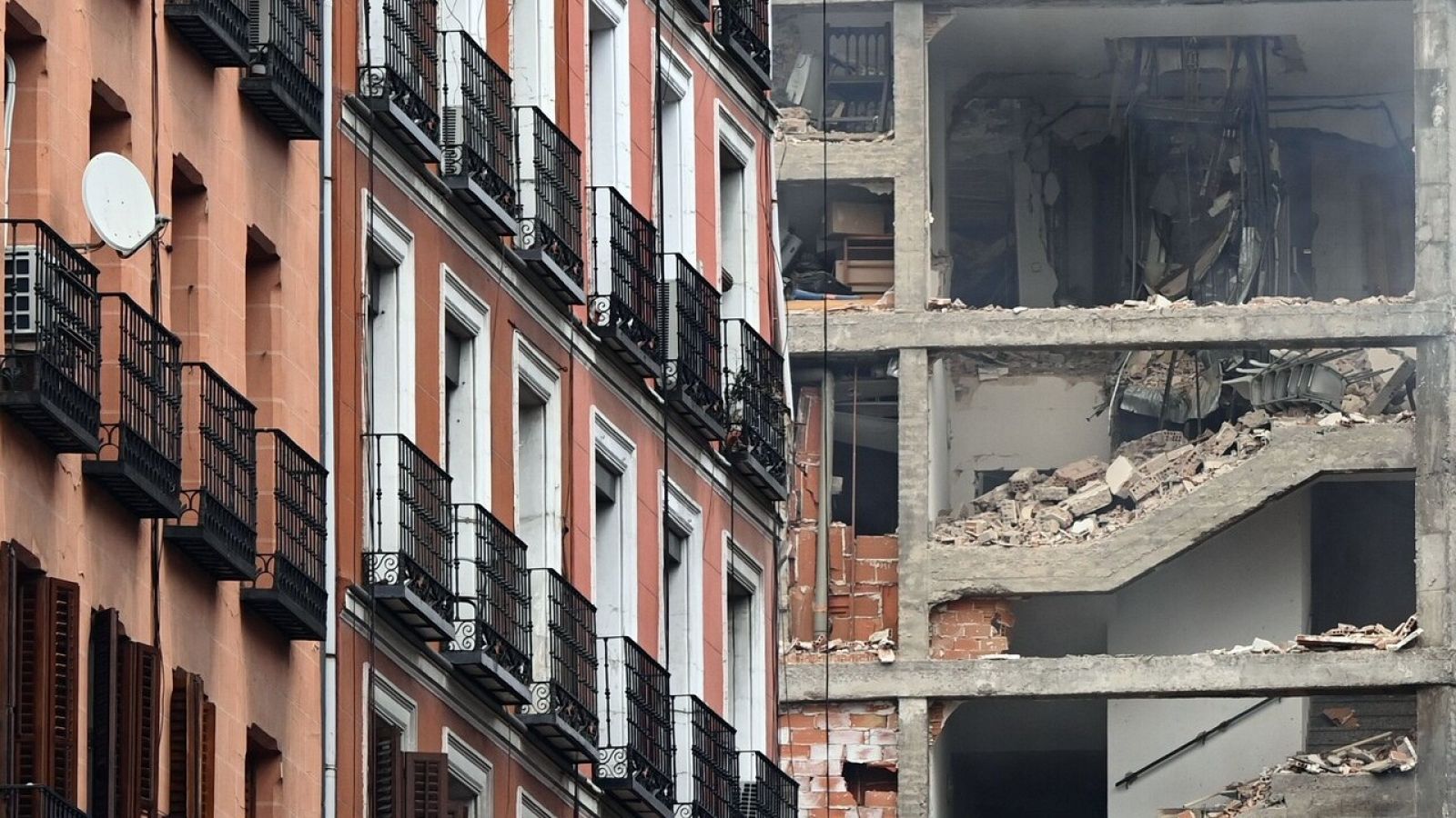 Vecinos y testigos, en shock tras la explosión en Madrid