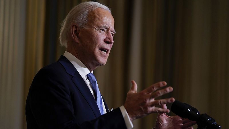 Joe Biden jura el cargo en una ceremonia sobria y llena de simbolismo