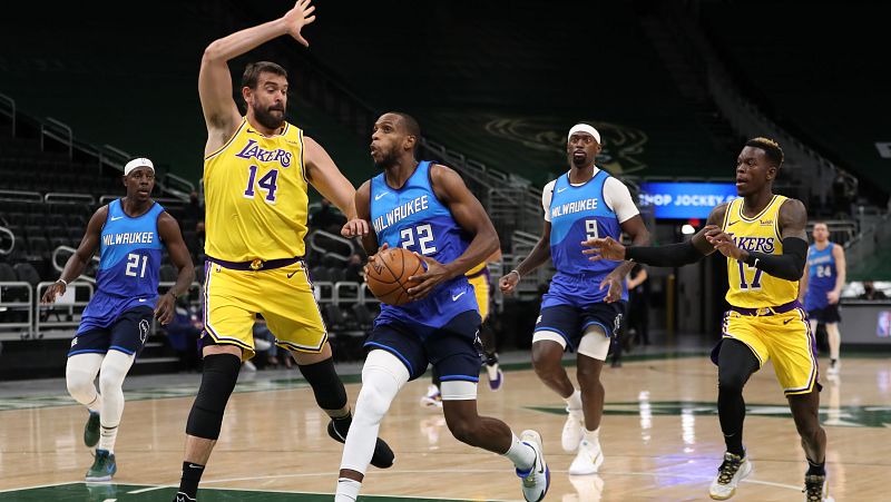 Los Lakers tumban a los Bucks de Antetokounmpo