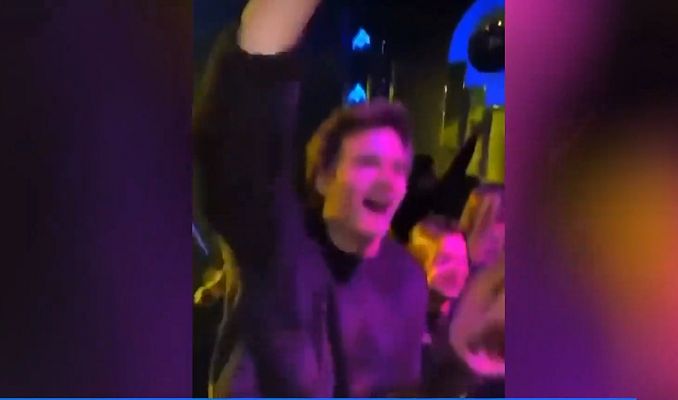 Telediario 1 - Sin mascarillas ni distancia social en una discoteca de Madrid