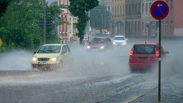 El tiempo - Precipitaciones localmente fuertes o persistentes en el entorno de Galicia, Cantábrico oriental, norte de Navarra y Pirineo occidental