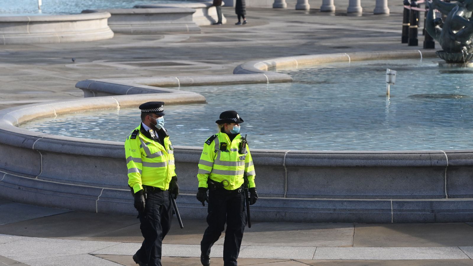 La cepa británica sería más letal, según Johnson, pero la OMS lo cuestiona | Ver