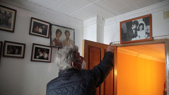 Telediario 1 - Un terremoto con 30 réplicas hace temblar Granada