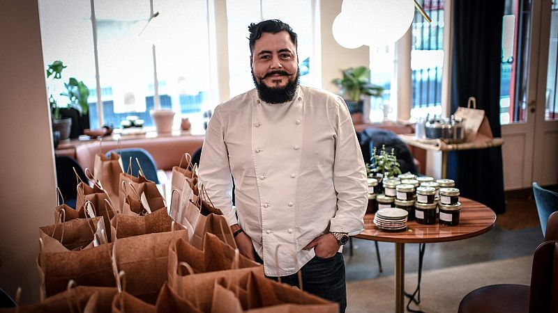 El chef Enrique Casarrubias recibe su primera estrella Michelín confinado